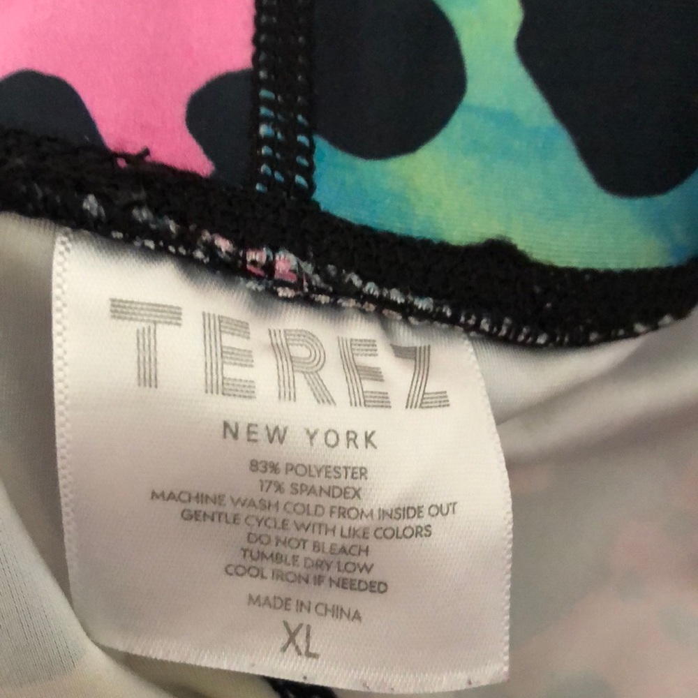 TEREZ EXERCISE LEGGINGS NWOT - Picture 6 of 6